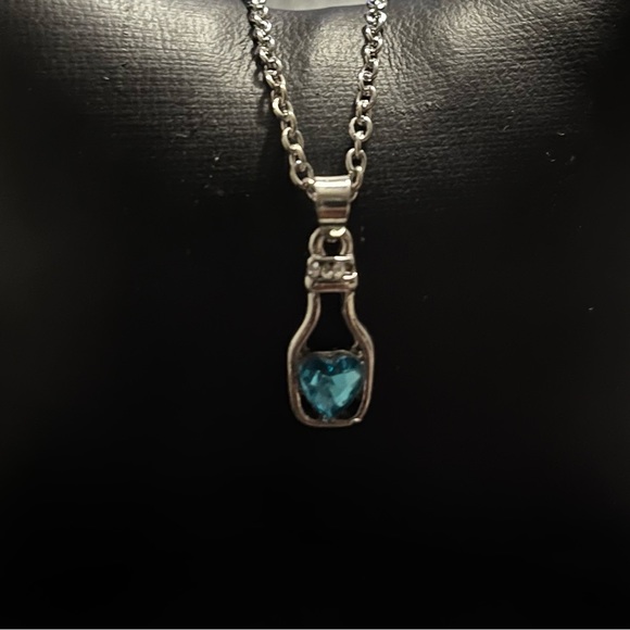 Beautiful Blue Heart in a Bottle Necklace - Picture 4 of 8